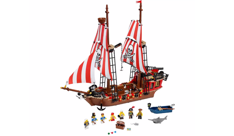 Illustration for article titled Avast! Here be the 2015 Lego Pirates sets